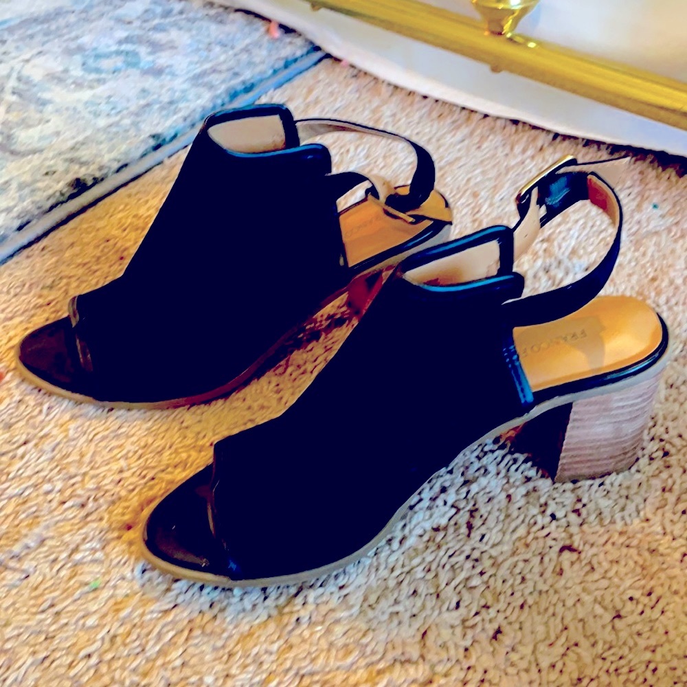 Franco Fortini peep toe sandals heels suede black